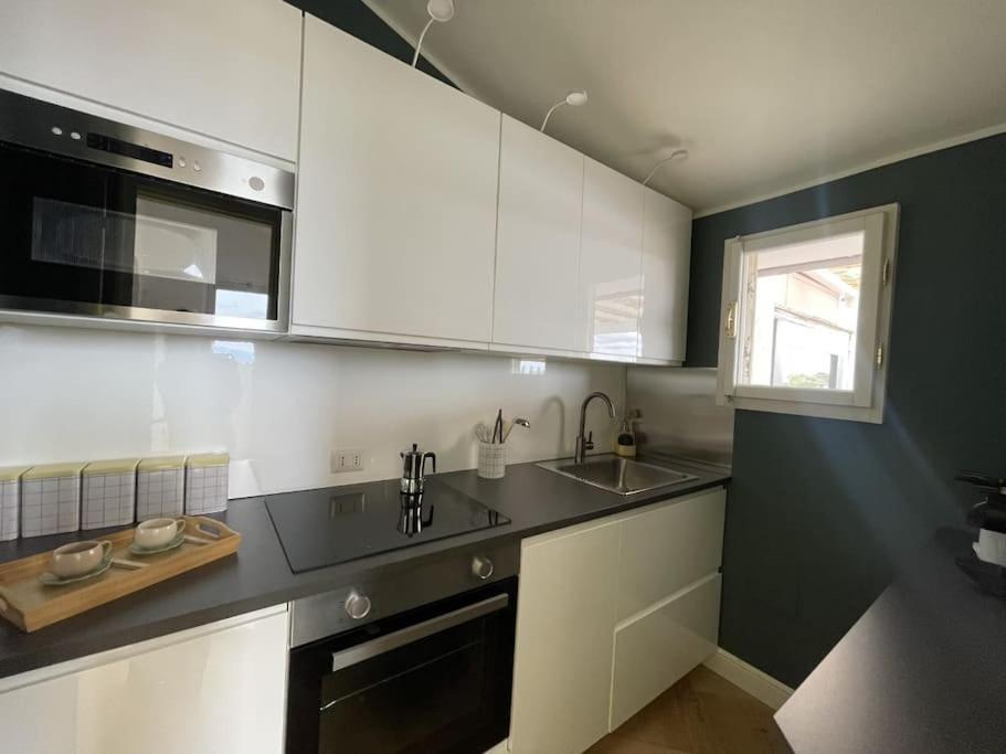Apartament Ultra Stylish Modern Attic Rzym Zewnętrze zdjęcie